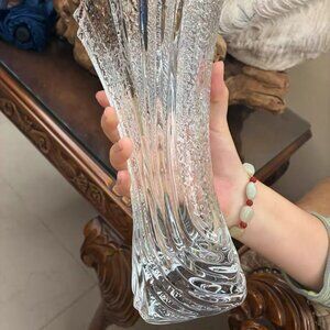 Clear Glass Vase  Elegant Home Accent
